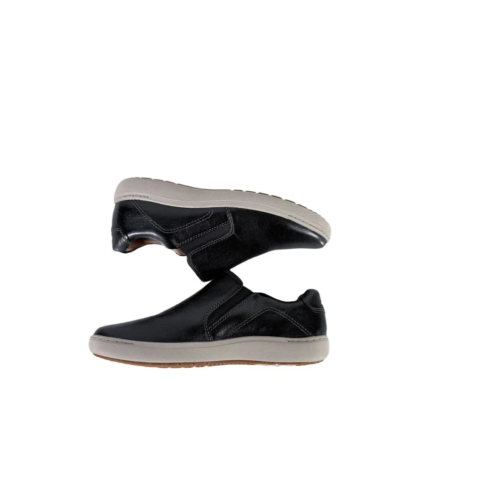 Clarks‎ Nalle Stride Black leather slip on sneakers flat work casual shoes 7.5W